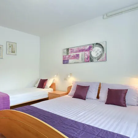 House Premate 普莱曼图拉